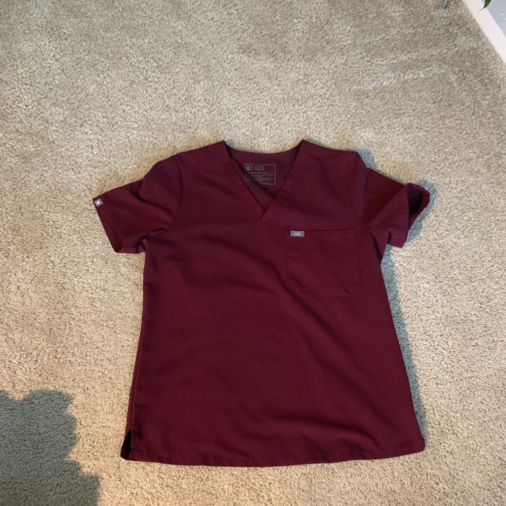 Figs Women’s Burgundy Catarina One Pocket Scrub Top